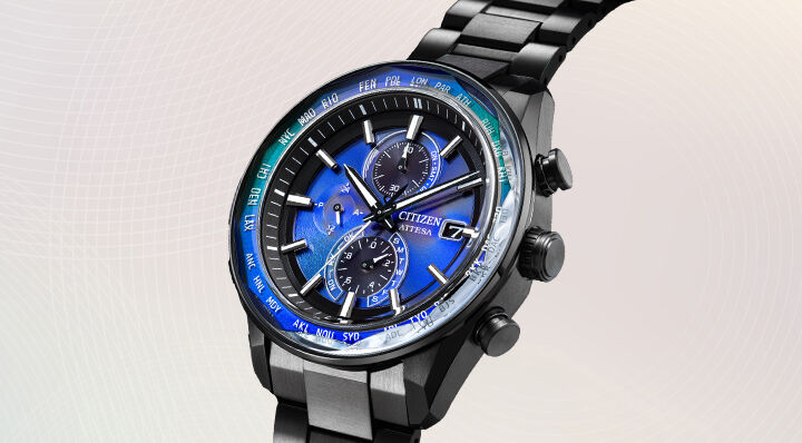 Mettant en vedet la montre ATTESA, modèle AT8314-53L