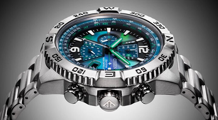 Nouveaut&eacute;s, Mettant en vedet la montre Promaster Navihawk A-T , mod&egrave;le AT8220-55W