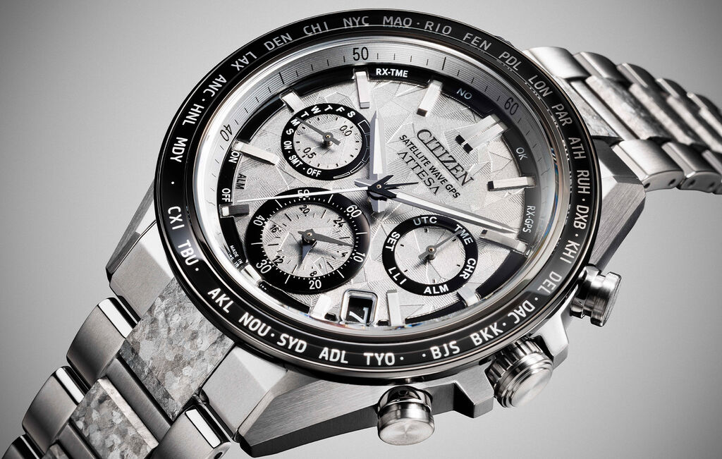 Mettant en vedet la montre ATTESA Platinum Shine, mod&egrave;le CC4076-65A