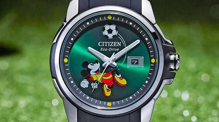 Featuring the Disney Mickey Mouse Playing Football watch model AW1656-08W