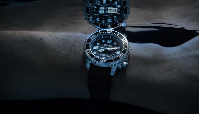 Cadeaux de moins de 500 $ pour lui; Mettant en vedet la montre Promaster Dive , mod&egrave;le BN0150-28E