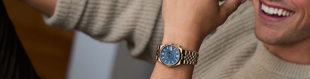 Mettant en vedet la montre TSUYOSA 60 , mod&egrave;le NK0023-57L