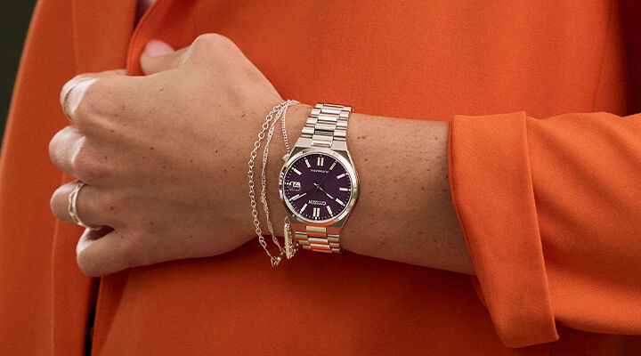 Women wearing the TSUYOSA watch model NJ0200-50W